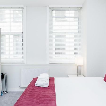 Roomspace Serviced Apartments - Sterling House London Exterior photo